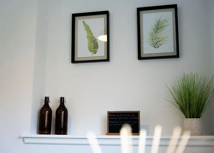 Barclay House Apartment