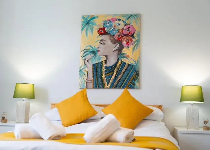 Barclay House Apartment